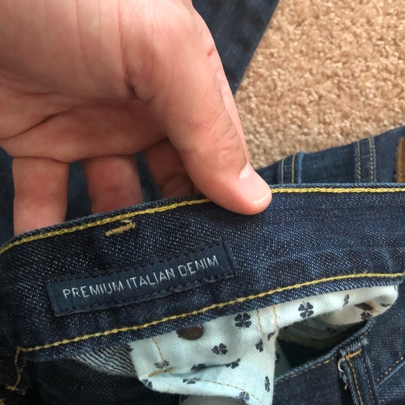 Lucky Brand Dark Jeans - Picture 7 of 7